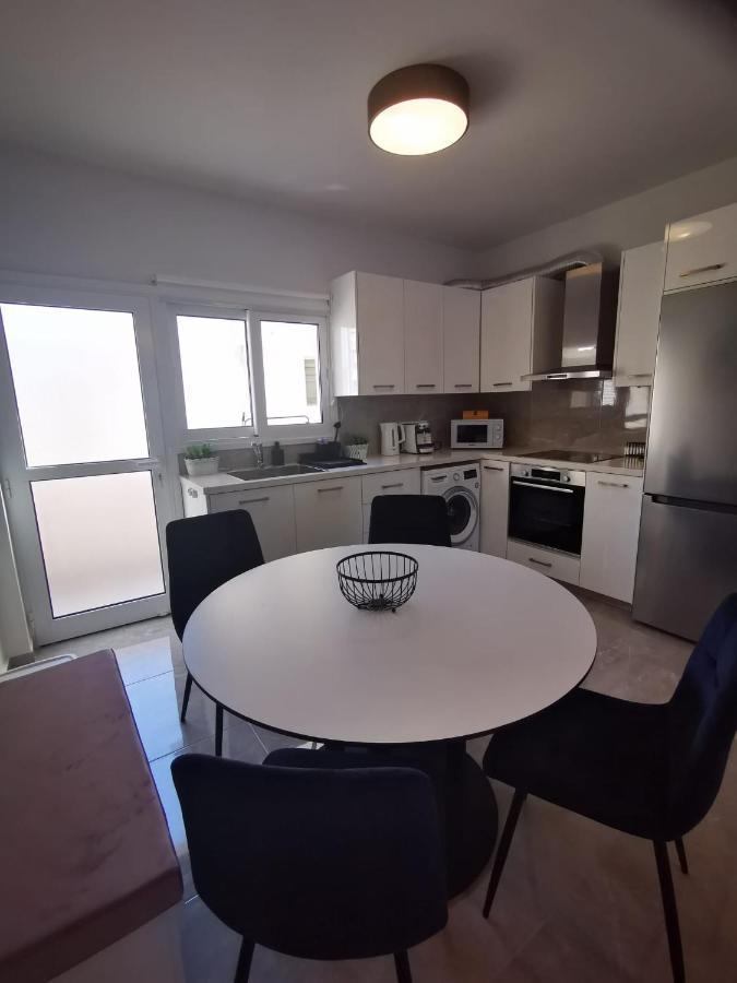 Hawaii Holiday Apartment 41 リマソール エクステリア 写真